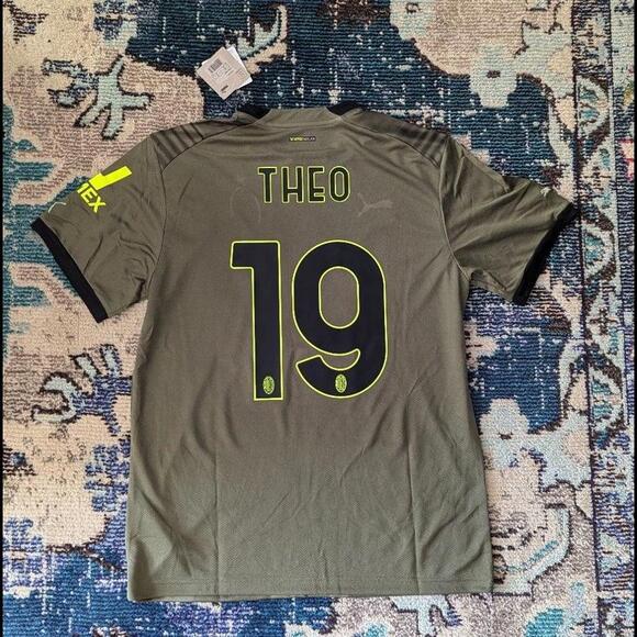 2022-23 AC Milan Third Theo Hernandez Jersey NWT Puma Soccer XL Green - Picture 1 of 4